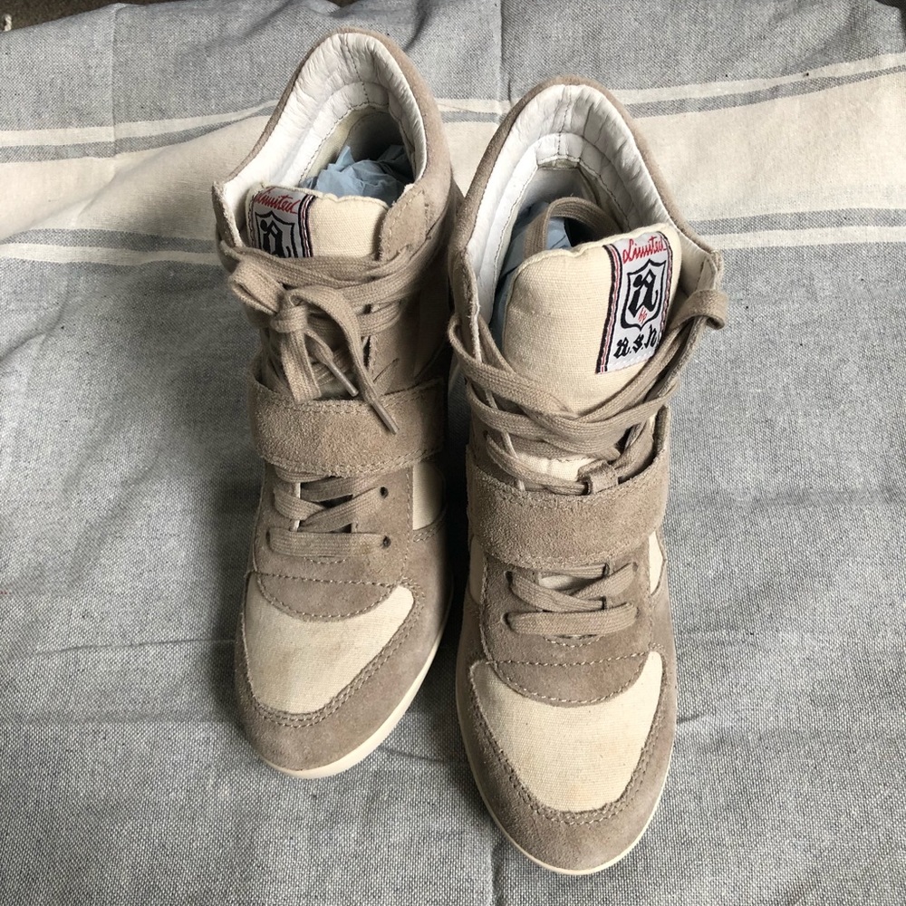 Unworn Ash Bowie Sneakers